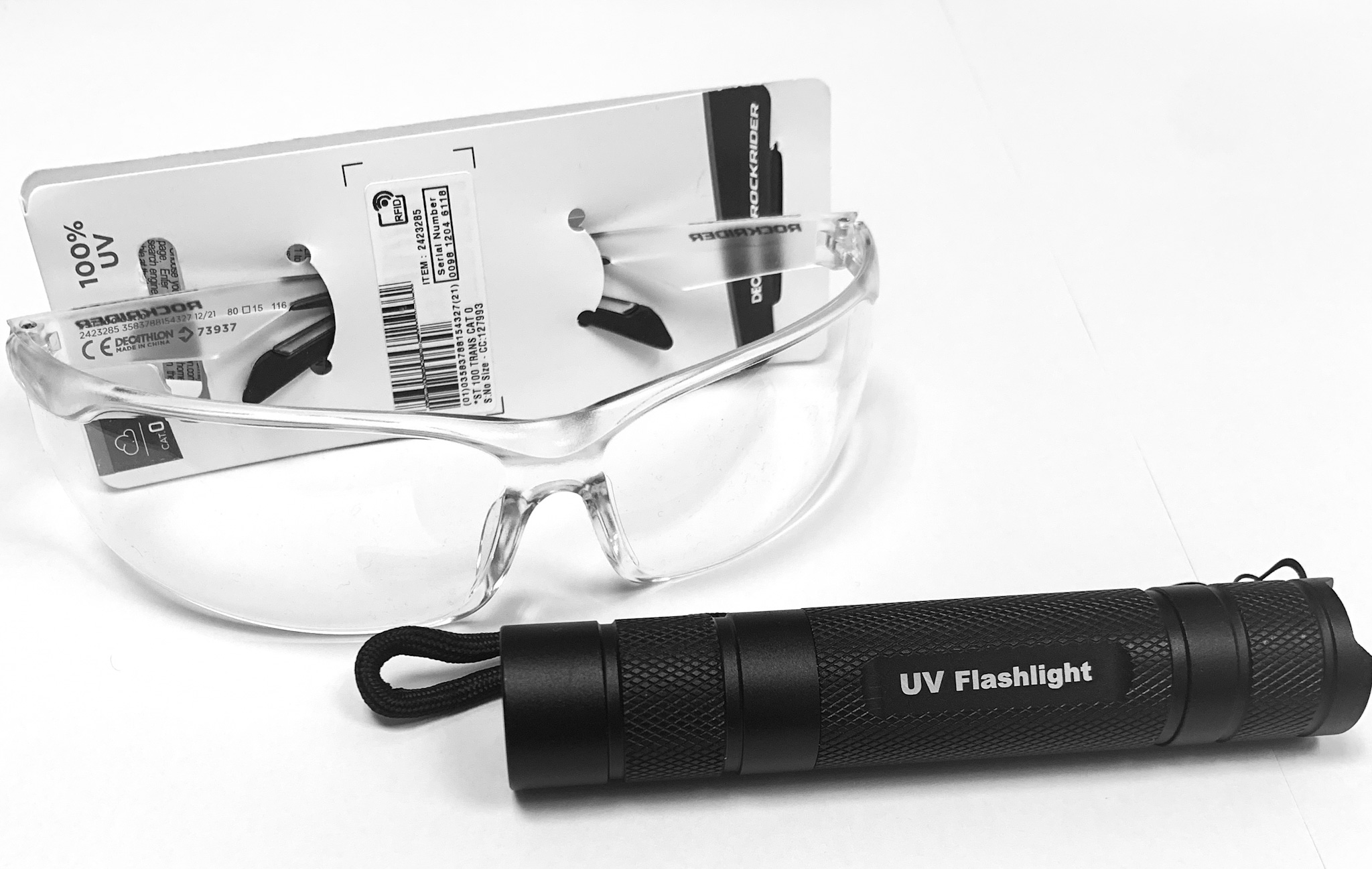 紫外光手電筒 ( UV手電筒 ) +防UV護目眼鏡 [連運費]